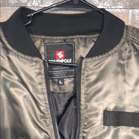 Bomber Jacket Military Green - Picture 2 of 4